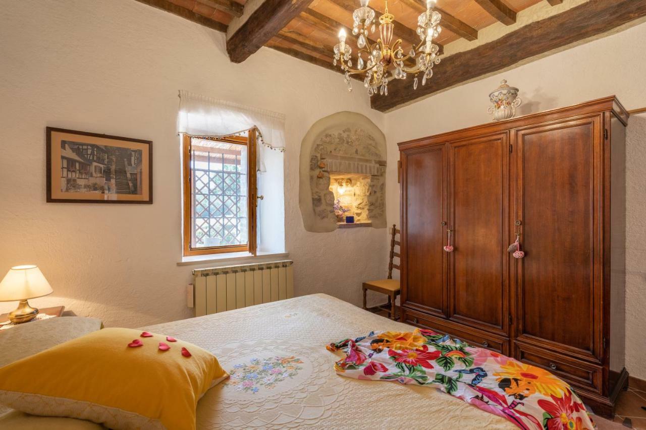 Giulia Superior Apartment Shared Pool Wi-Fi Casole dʼElsa المظهر الخارجي الصورة